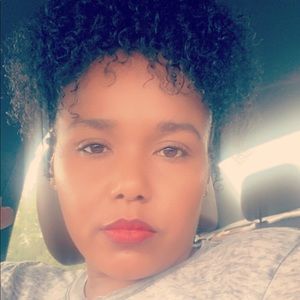 Meet your Posher, Jada